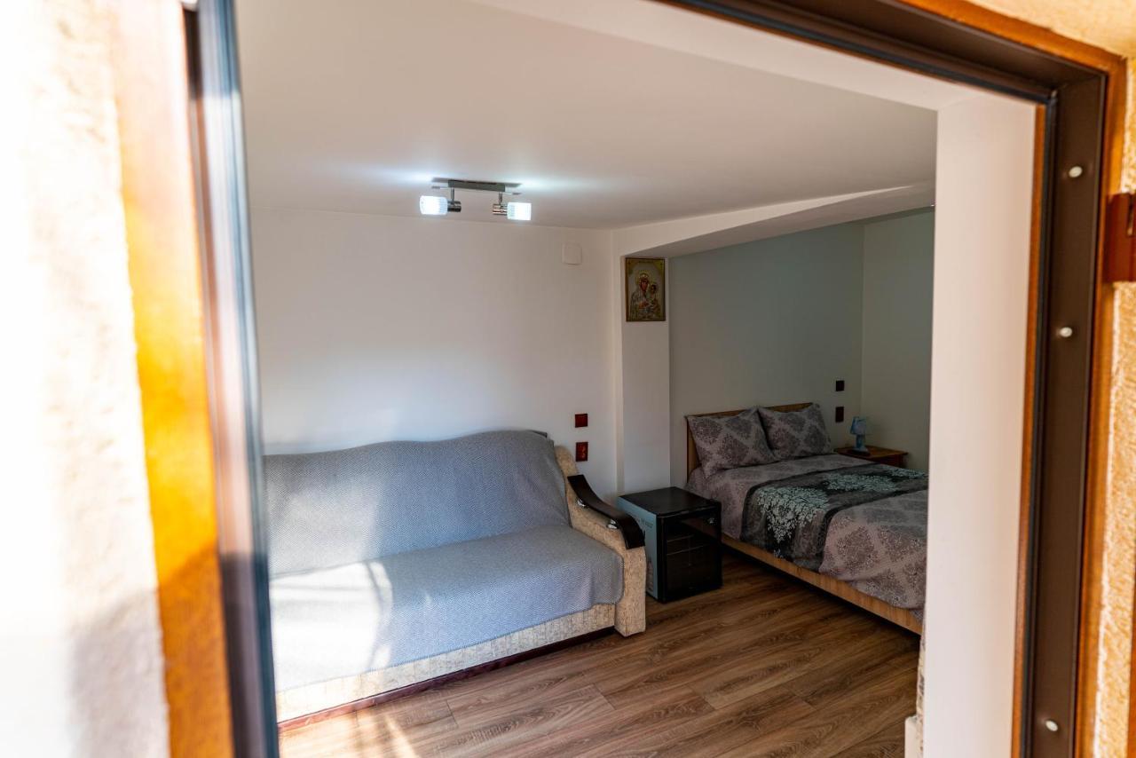 La Bebe 2 Beds Apartment Hunedoara Luaran gambar