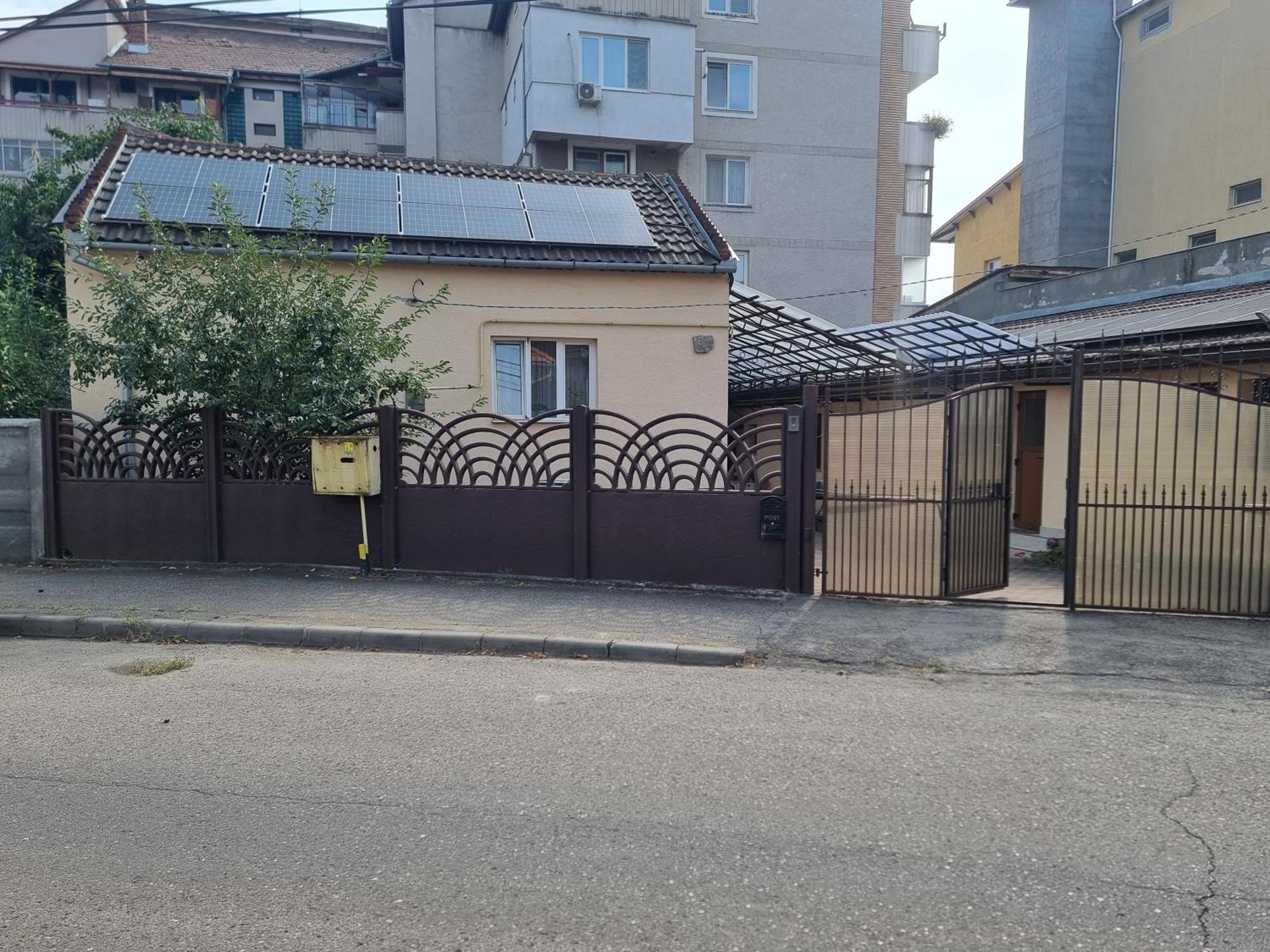 La Bebe 2 Beds Apartment Hunedoara Luaran gambar